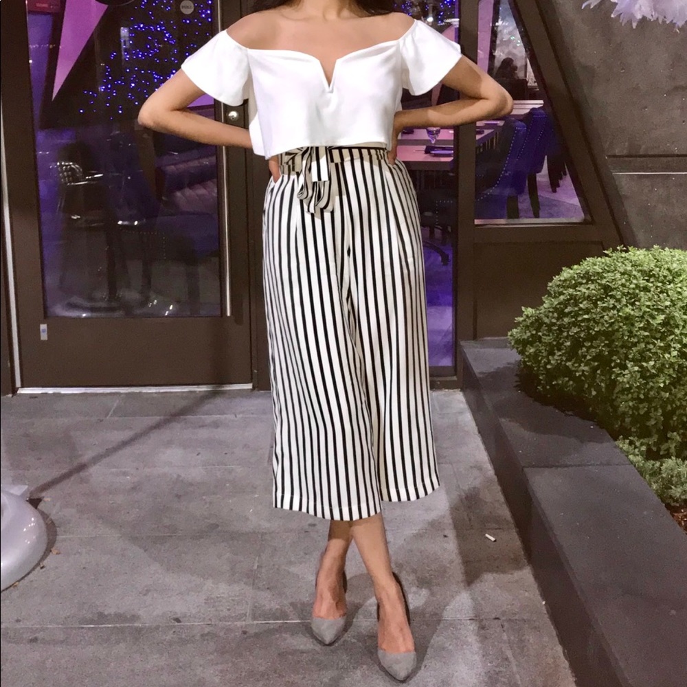 Cropped Over the Shoulder Top